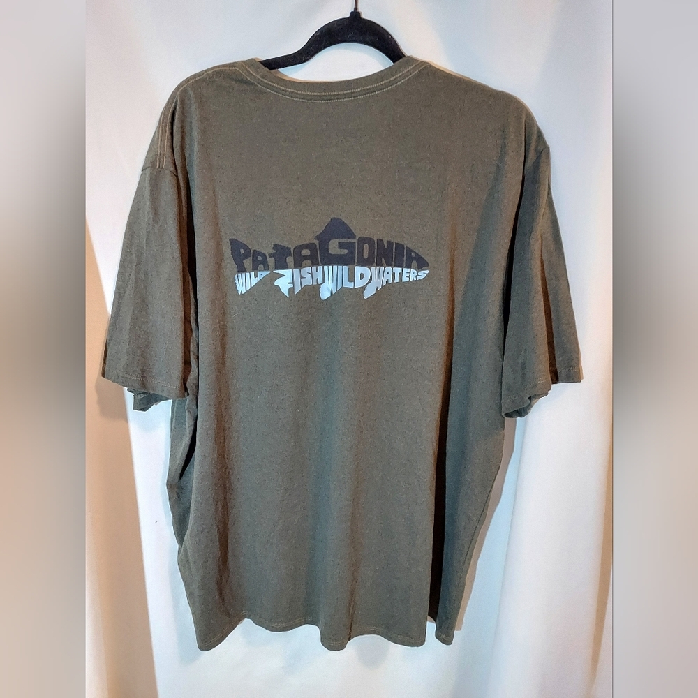 Patagonia Men's Wild Waterline Pocket Responsibili-Tee On Olive Green-XL - Picture 2 of 9